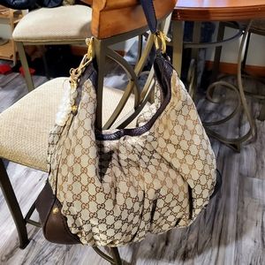 GUCCI XL AUTHENTIC JOCKEY HOBO